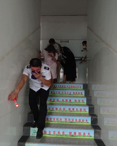 滕州：北辛社區(qū)衛(wèi)生服務(wù)中心開展消防安全知識(shí)培訓(xùn)演練