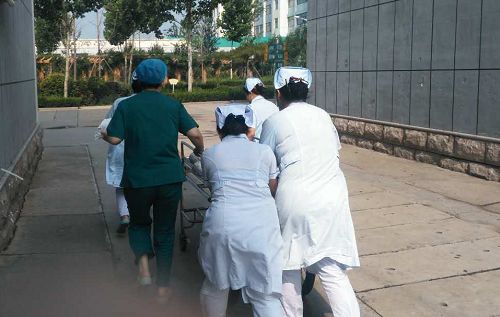 團(tuán)結(jié)協(xié)助、博愛奉獻(xiàn)——無棣縣人民醫(yī)院婦產(chǎn)科成功助一孕婦分娩