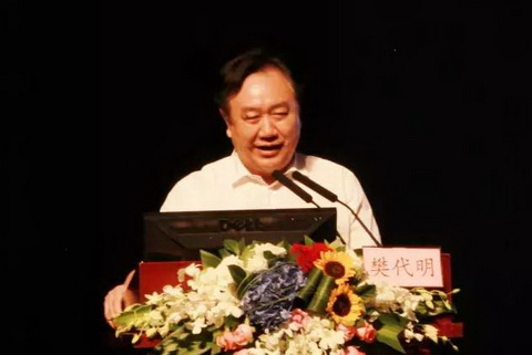 8月11日-14日，由中國工程院醫(yī)藥衛(wèi)生學(xué)部、中國醫(yī)師協(xié)會主辦，山東省腫瘤醫(yī)院承辦的中國工程院2016醫(yī)學(xué)前沿論壇暨中美精準腫瘤學(xué)高峰論壇、中國醫(yī)師協(xié)會放射腫瘤治療醫(yī)師分會第一屆年會在山東濟南舉辦。中國工程院副院長樊代明院士、中國醫(yī)師協(xié)會副秘書長袁亞明、山東大學(xué)齊魯醫(yī)學(xué)部副部長賈繼輝等到會講話，大會主席、山東省腫瘤醫(yī)院院長于金明院士致歡迎辭。