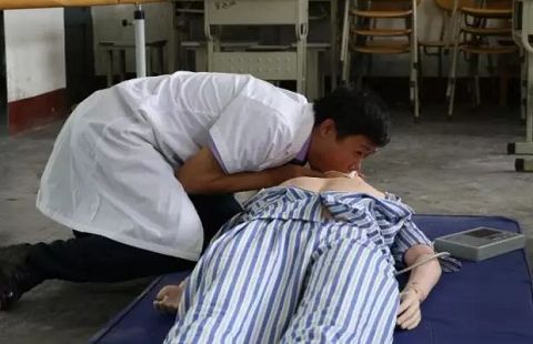 淄博市2016年改善醫(yī)療服務(wù)暨醫(yī)師崗位技能大賽圓滿結(jié)束