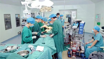 八旬老人命懸 “血管炸彈”！濟(jì)寧醫(yī)學(xué)院附屬醫(yī)院心臟外科綠色通道為其筑牢生命最后防線