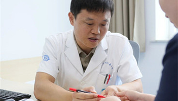 濱州醫(yī)學(xué)院附屬醫(yī)院北海醫(yī)院：指端“黑線”三個(gè)月暴長，三甲專家顯微鏡下精準(zhǔn)切除！