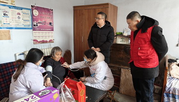 醫(yī)社聯(lián)動(dòng)暖冬行 健康關(guān)懷送到家——濟(jì)南市鋼城區(qū)里辛街道衛(wèi)生院康復(fù)醫(yī)學(xué)科聯(lián)合鋼城義工協(xié)會(huì)開展走訪義診活動(dòng)