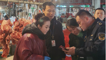 守牢“菜籃子”安全線(xiàn)！ 聊城市市場(chǎng)監(jiān)管局隨機(jī)檢查農(nóng)產(chǎn)品批發(fā)市場(chǎng)