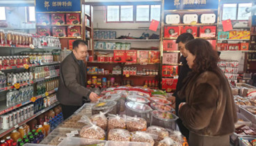 護(hù)航開學(xué)季 守好安全線  聊城市市場監(jiān)管局開展校園周邊食品銷售檢查