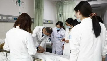 名醫(yī)有約 | 4月22日（周三）下午 山東大學(xué)齊魯醫(yī)院血液科教授王魯群到諸城市人民醫(yī)院義診、查房，預(yù)約從速！